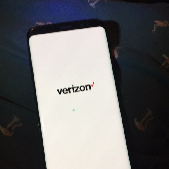 Samsung Gal’ s8!No box but it’s brand new for sure - Picture 2 of 4